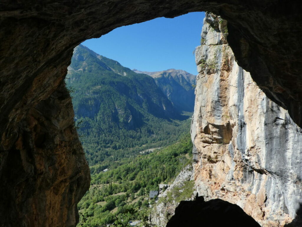 La grotte des Vaudois à Freissinières