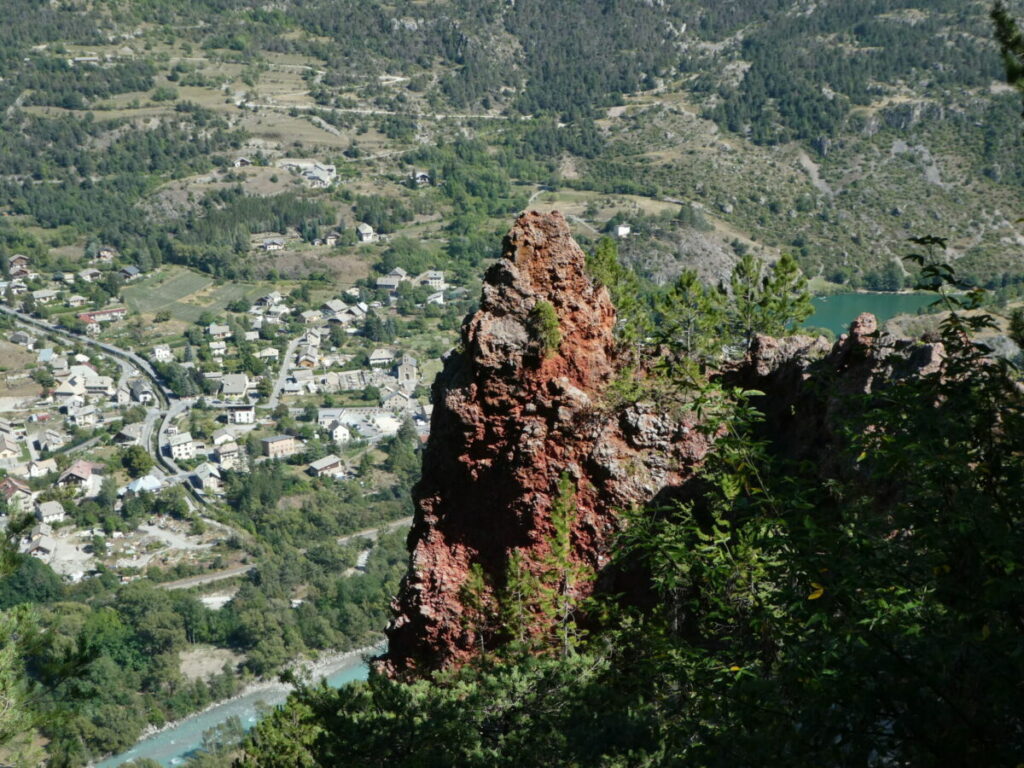 Une des aiguilles rouge sous le col de l'Aiguille à La-Roche-de-Rame