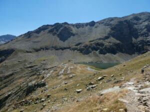 Le lac Faravel et le début du torrent des Oules